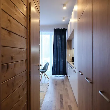 Lovely 1-bedroom Vacation With Free Parking *