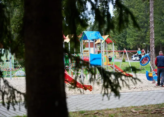 Lovely 1-bedroom Vacation With Free Parking Apartment *